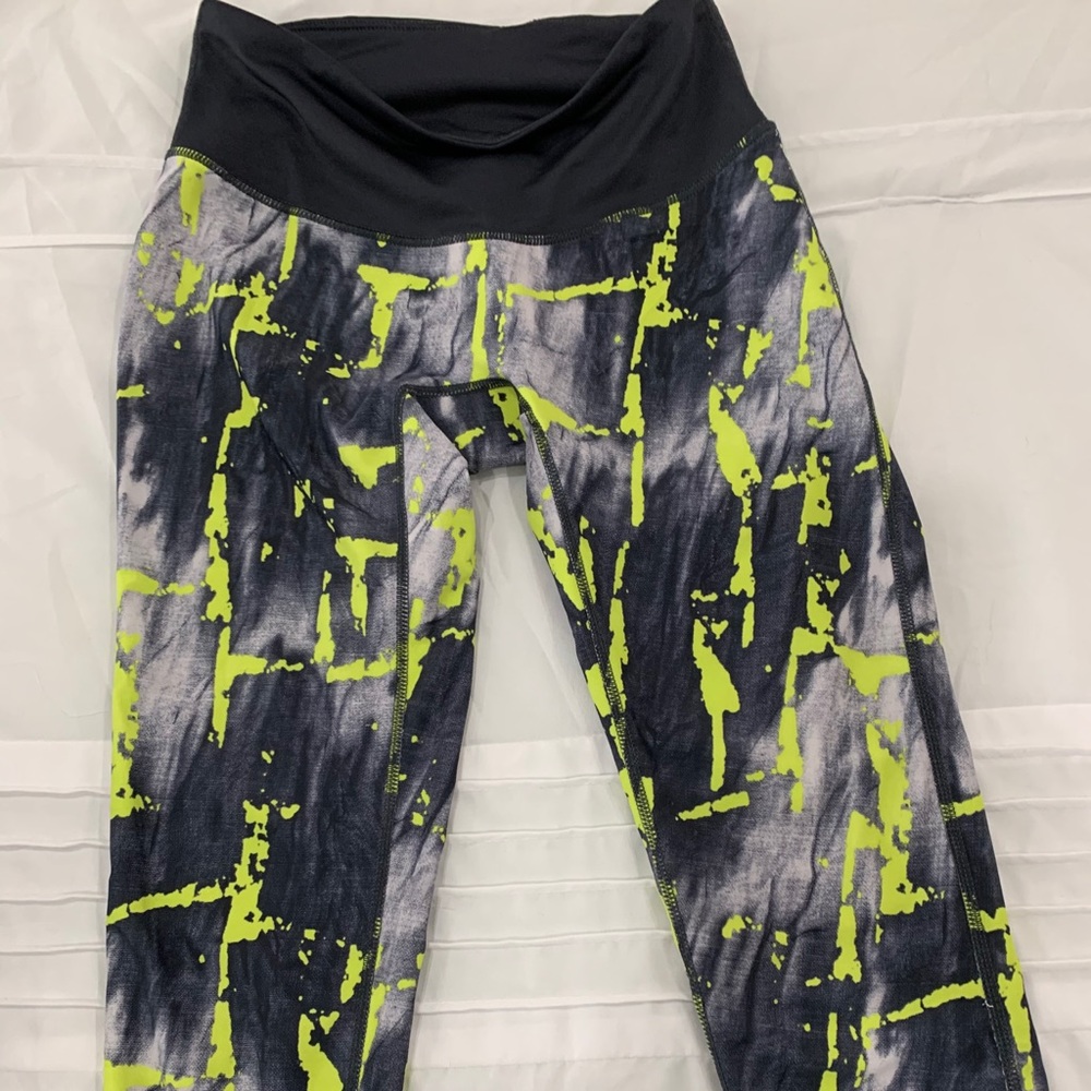 Prismsport crop leggings